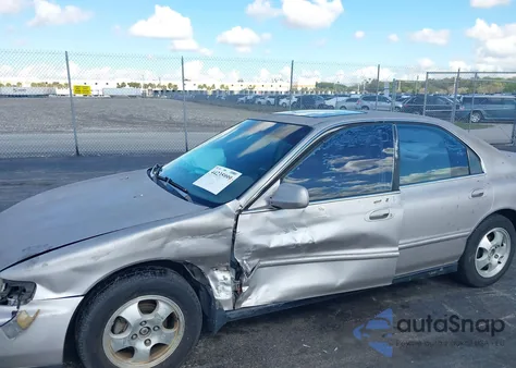 1997 Honda Accord Se from USA, damaged, VIN 1HGCD5609VA114801